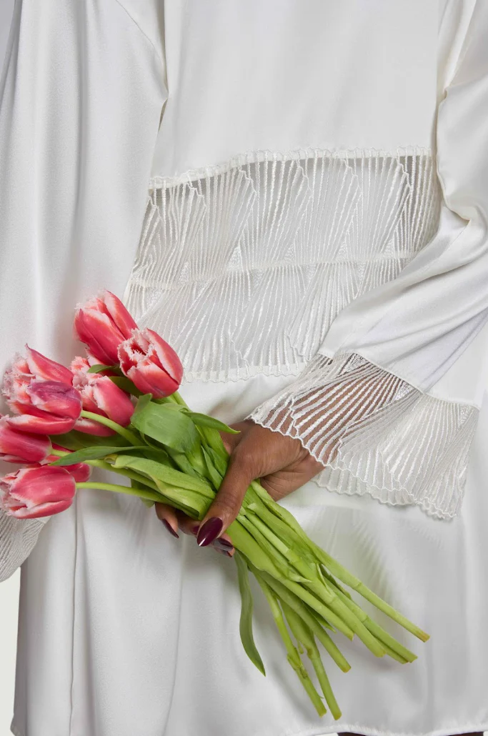 Coco de Mer Athena in Ivory Robe - Image 7